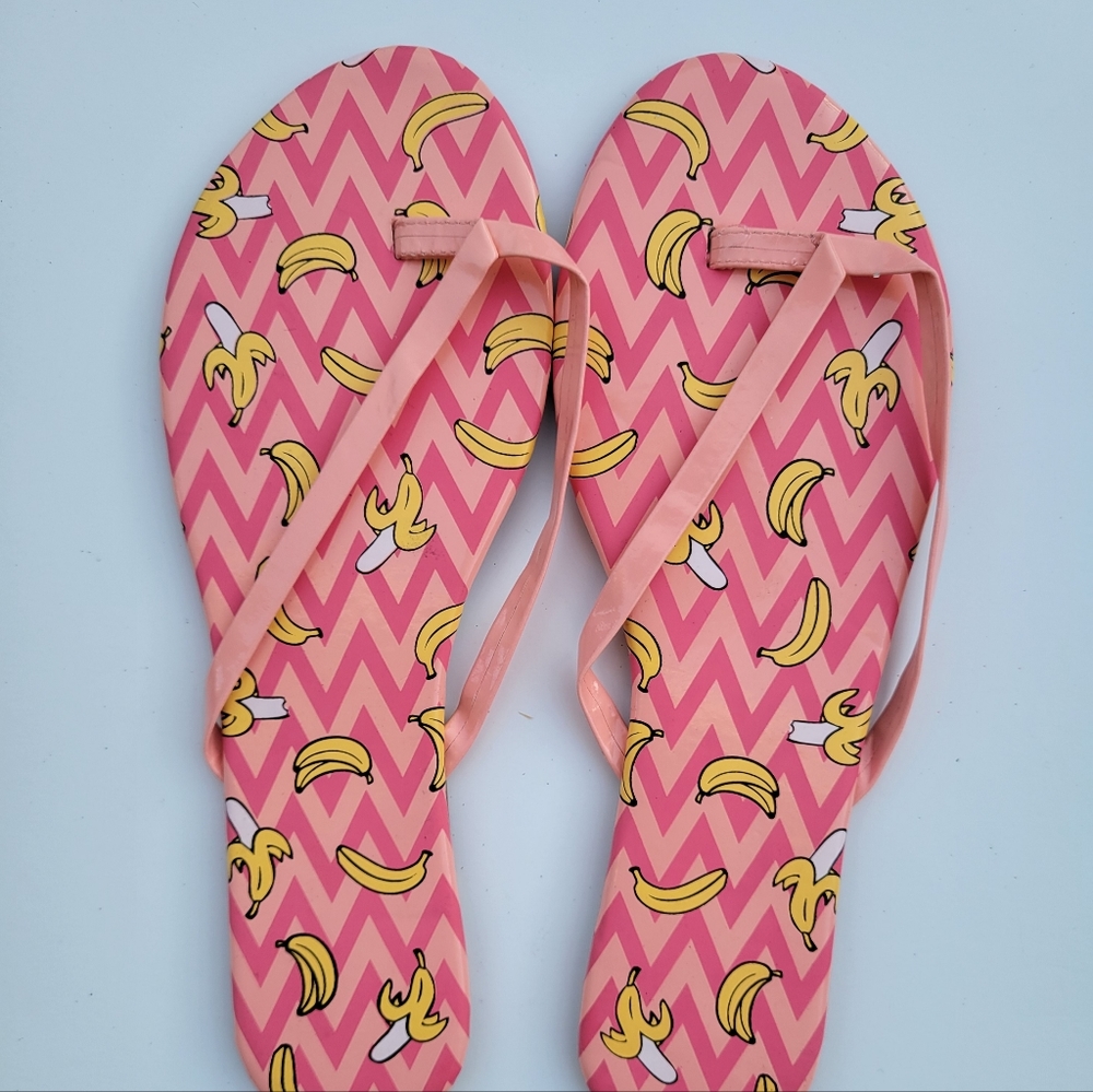 Chatties Sole Searching banana Print Flip Flops sz 11